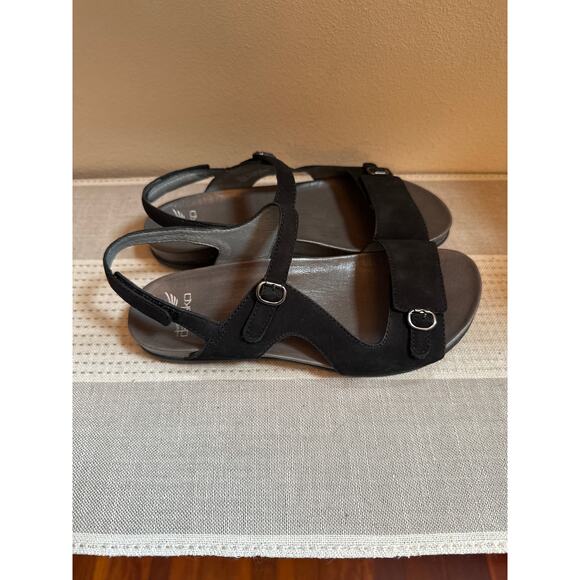 Dansko Jordyn Leather Adjustable Sandal in Black Size 37/ US 7 - Picture 2 of 7